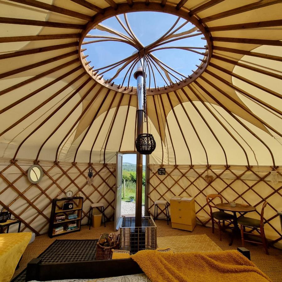 Bronfelen Yurt Hotel Cynghordy Luaran gambar